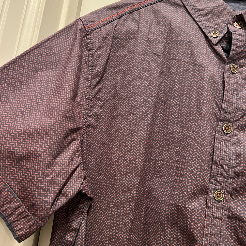 BKE mens shirt